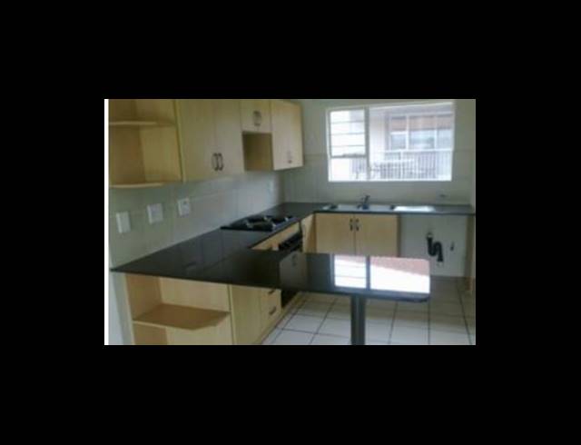 2 BEDROOM APARTMENT FOR SALE IN COMET